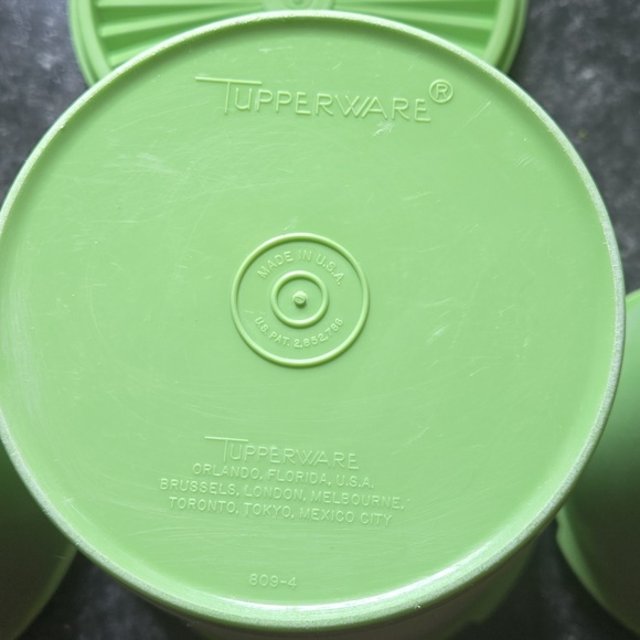 Tupperware Green Food Storage Containers Set - Picture 10 of 13